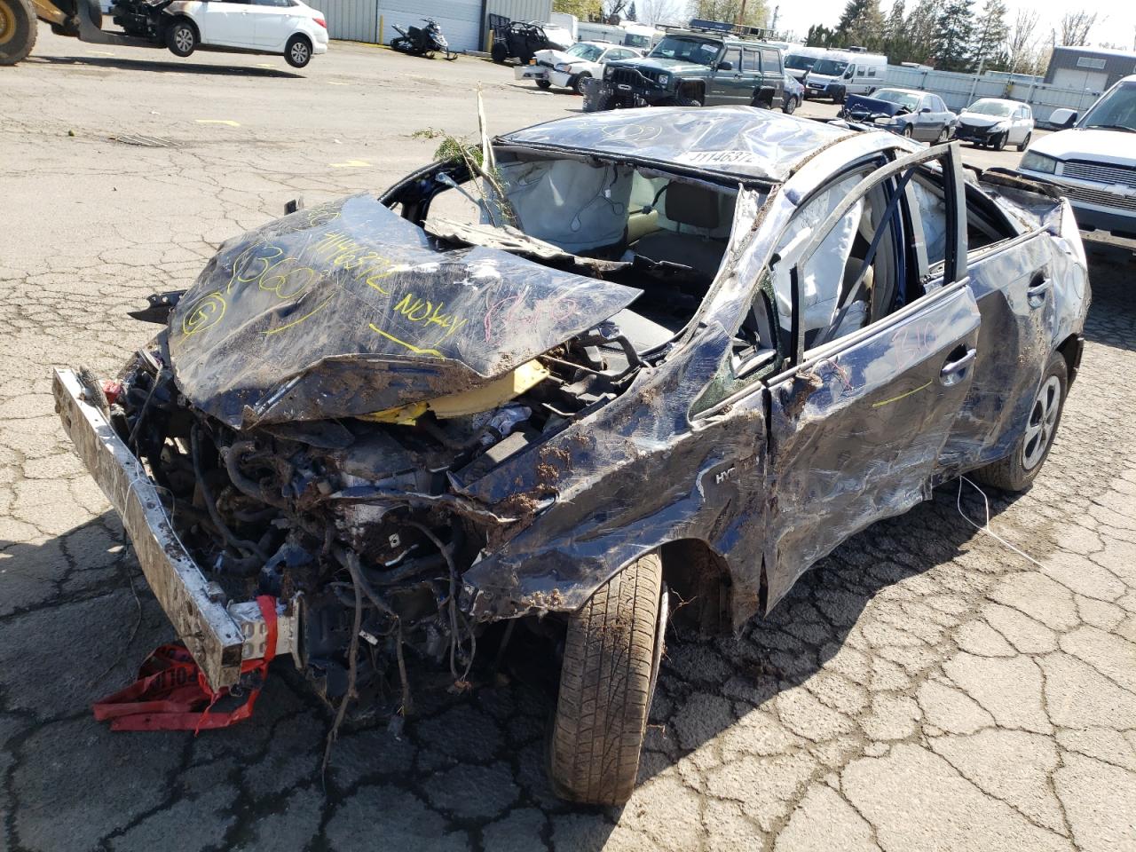 Photo 2 from auction – 2013 TOYOTA PRIUS with VIN JTDKN3DUXD1638958