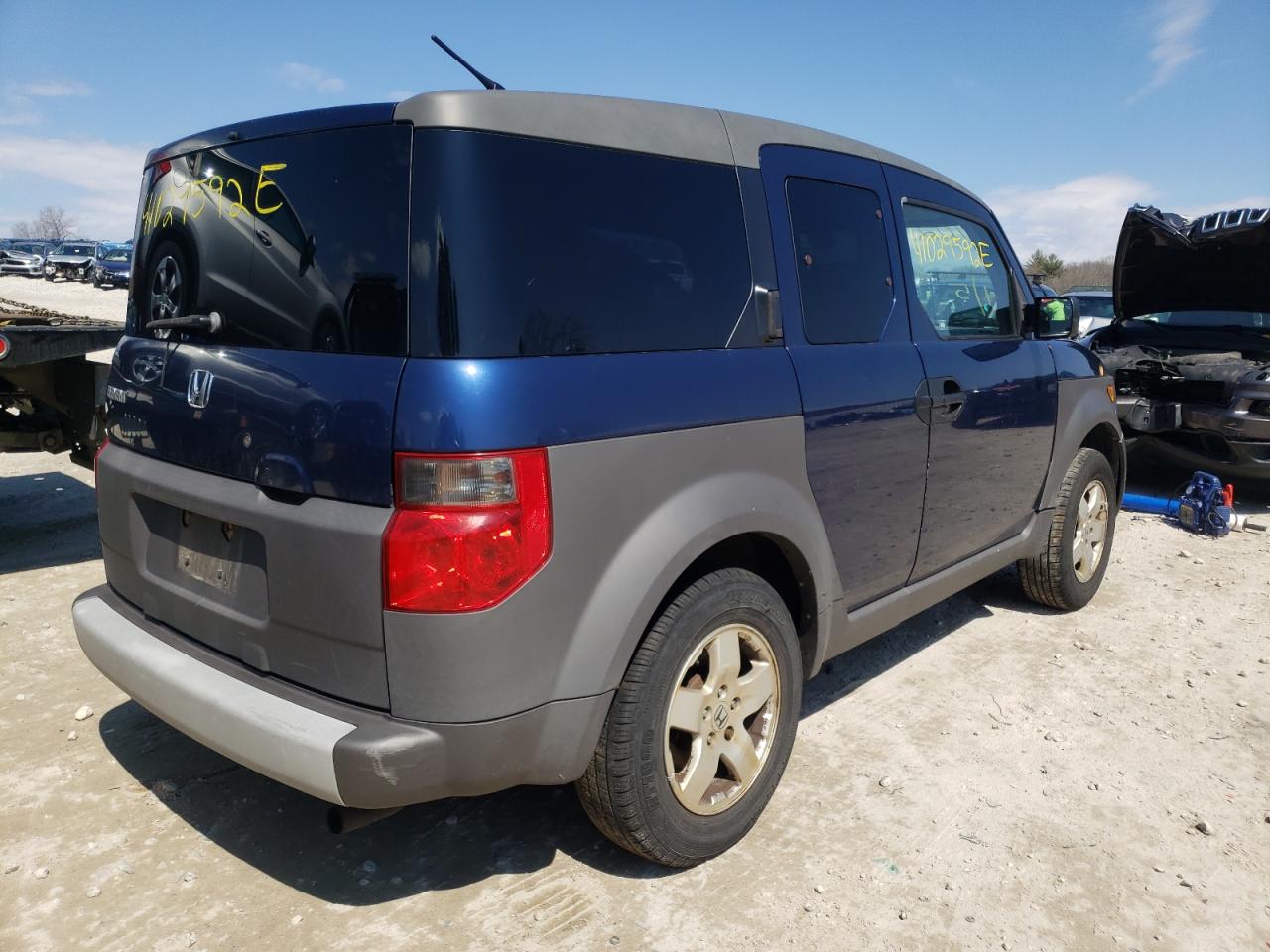 Photo 4 from auction – 2003 HONDA ELEMENT EX with VIN 5J6YH28533L051318