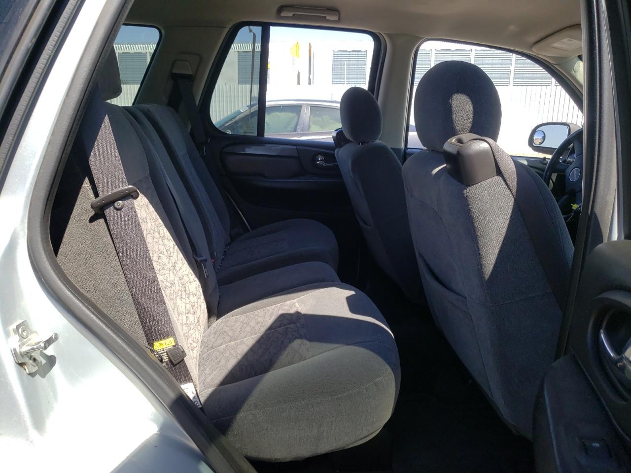 Photo 6 from auction – 2007 GMC ENVOY with VIN 1GKDS13S372100739