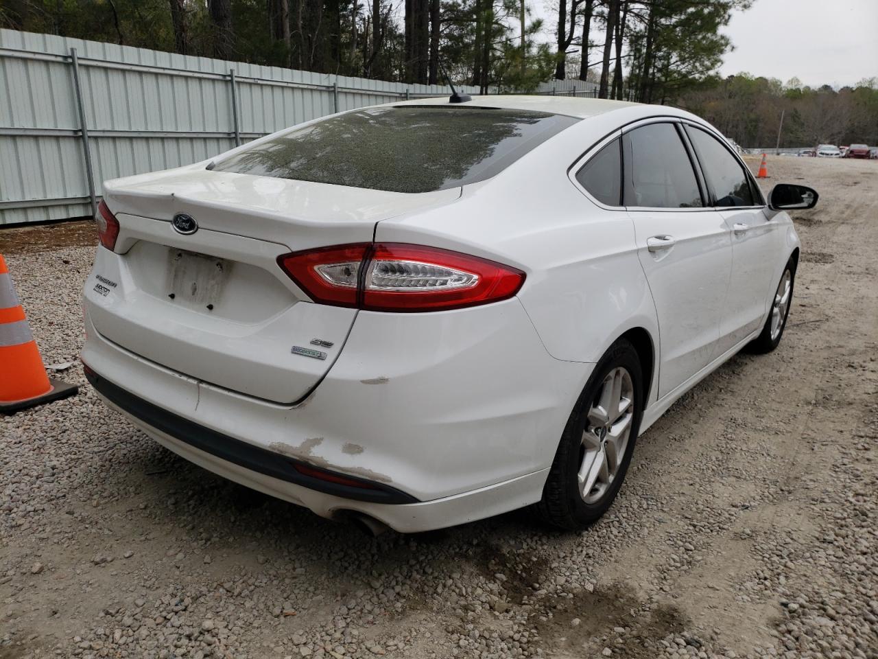 Photo 4 from auction – 2013 FORD FUSION SE with VIN 3FA6P0HR6DR243686