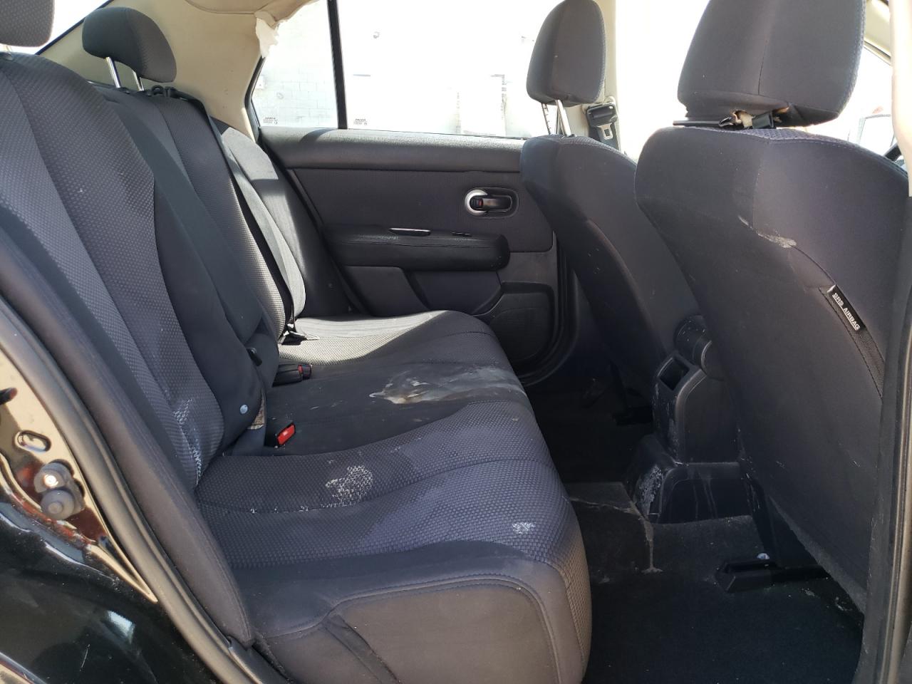 Photo 6 from auction – 2009 NISSAN VERSA S with VIN 3N1BC11E09L388530