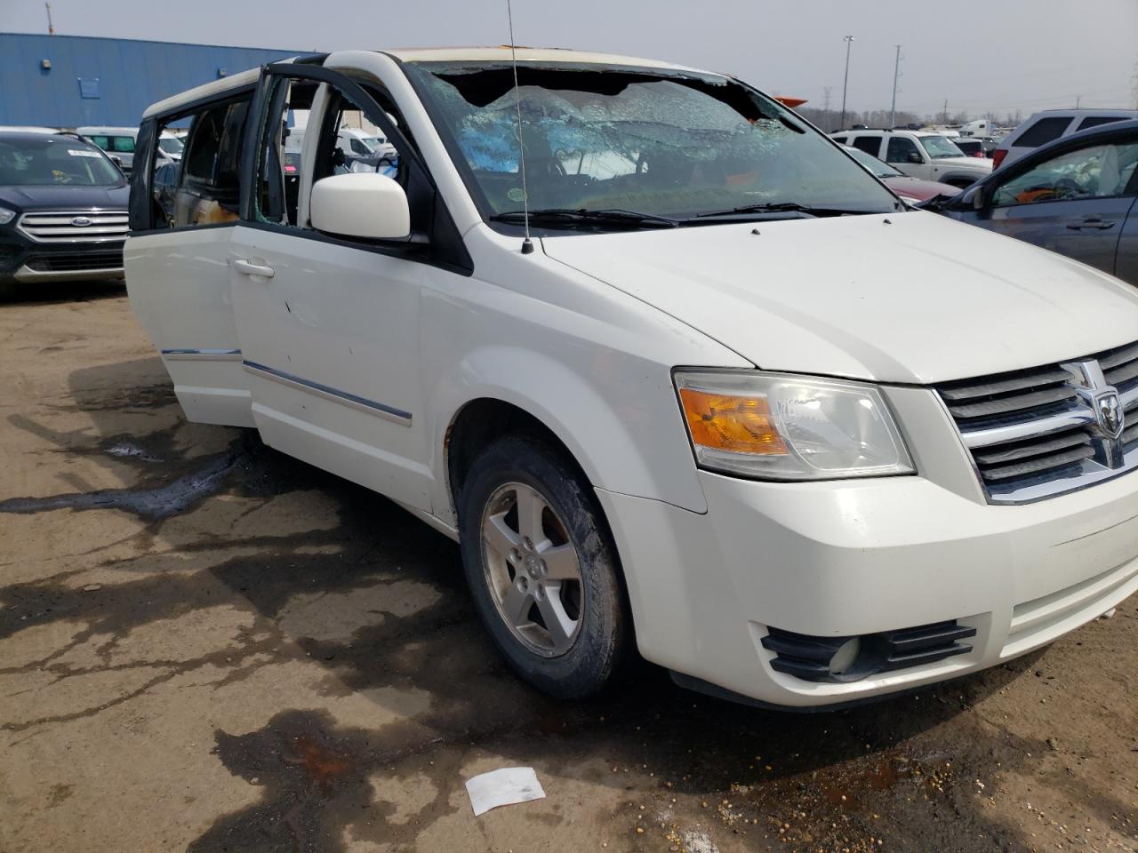 DODGE GRAND CARA 2008 with VIN 2D8HN54P18R834354 - Photo from auction