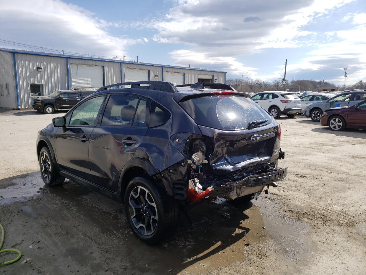 Photo 3 from auction – 2017 SUBARU CROSSTREK with VIN JF2GPADC3HH249220