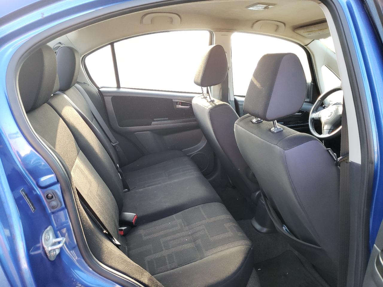 Photo 6 from auction – 2012 SUZUKI SX4 LE with VIN JS2YC5A3XC6302872