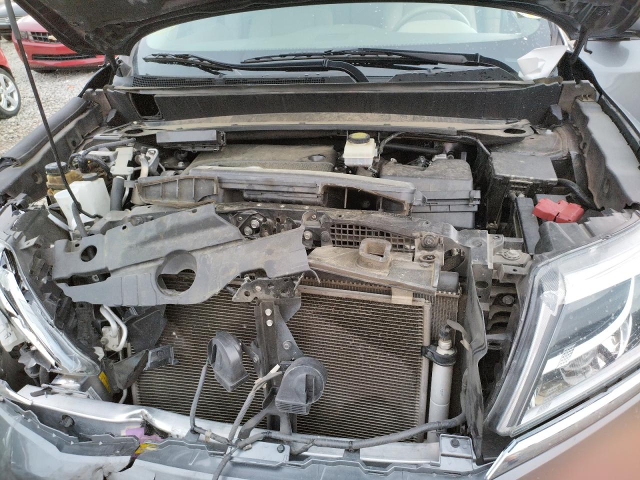 Photo 7 from auction – 2015 NISSAN PATHFINDER with VIN 5N1AR2MN1FC627692