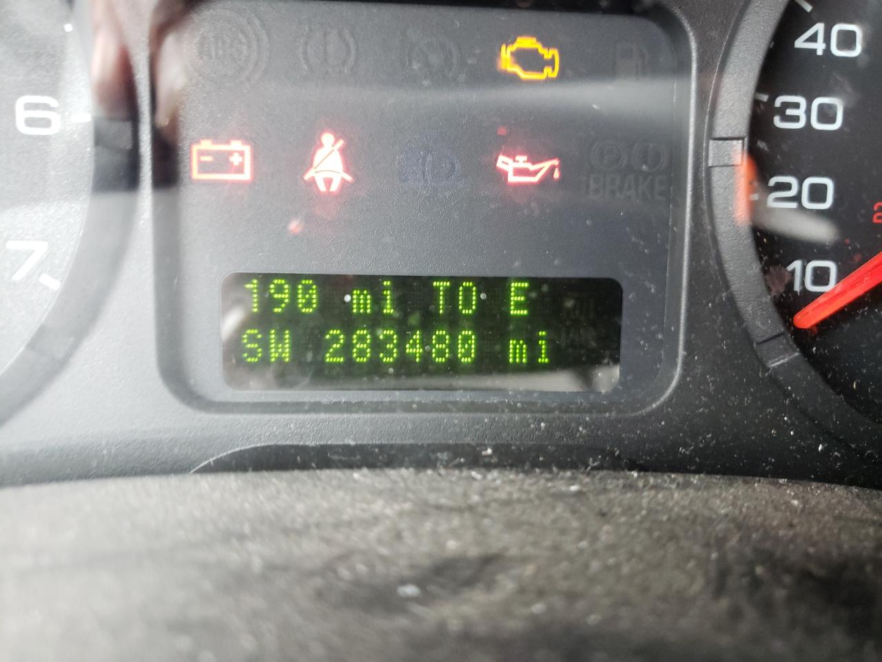 Photo 8 from auction – 2005 FORD FREESTYLE with VIN 1FMDK05105GA12642