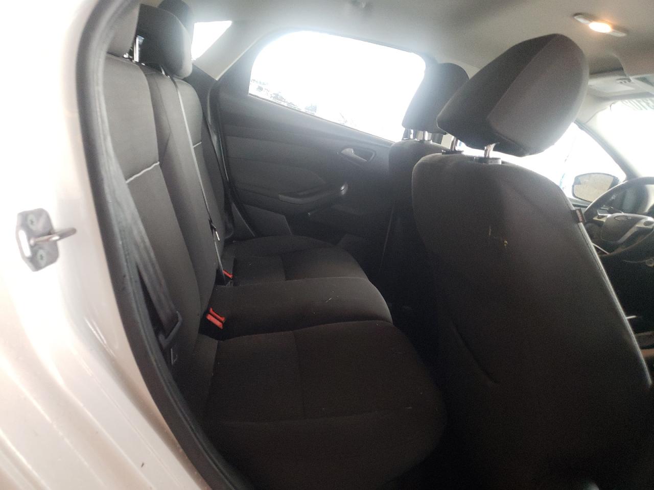 Photo 6 from auction – 2012 FORD FOCUS SEL with VIN 1FAHP3H21CL470522
