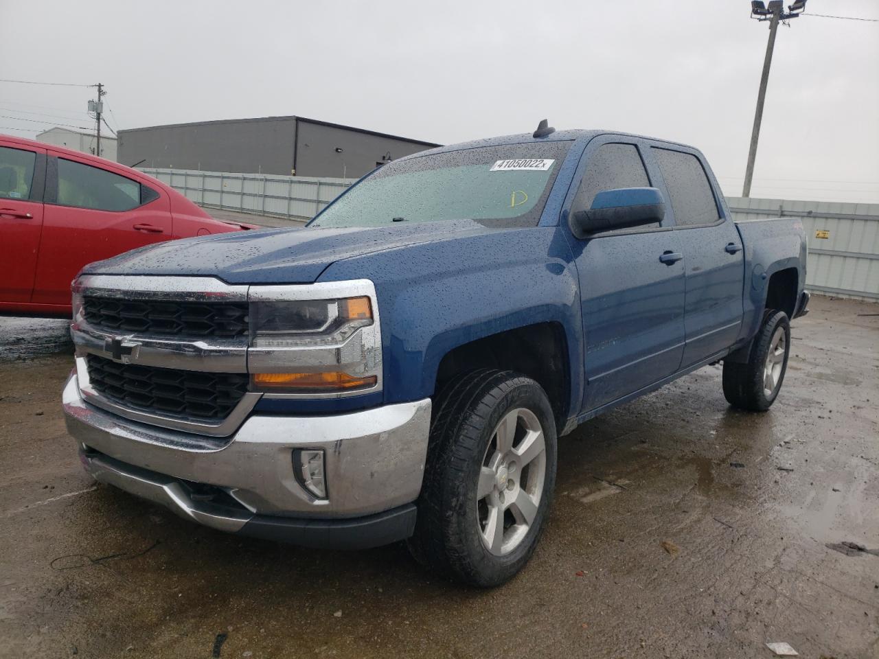 Photo 2 from auction – 2017 CHEVROLET SILVERADO with VIN 3GCUKRECXHG337558