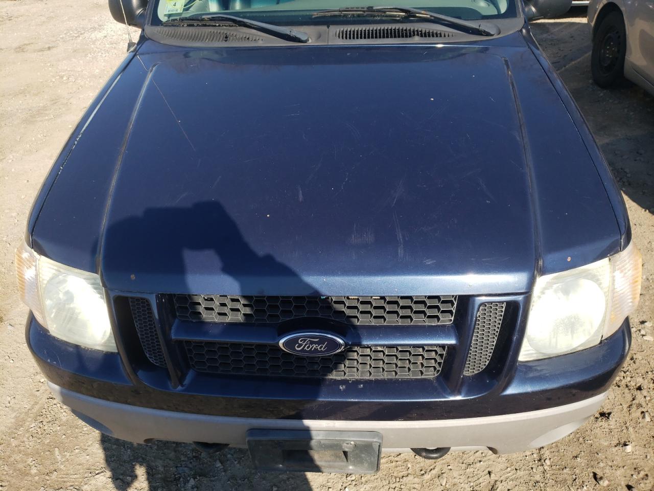 Photo 7 from auction – 2003 FORD EXPLORER S with VIN 1FMZU77EX3UA40178