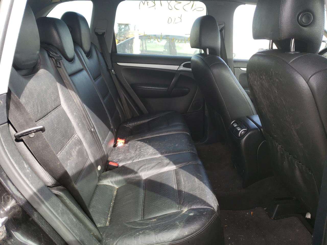 Photo 6 from auction – 2005 PORSCHE CAYENNE with VIN WP1AA29P25LA22731