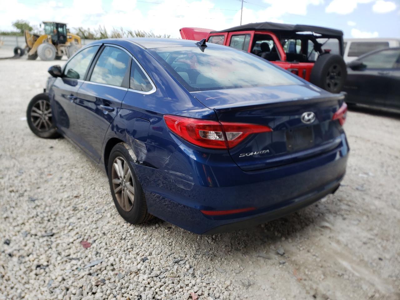 Photo 3 from auction – 2016 HYUNDAI SONATA SE with VIN 5NPE24AF4GH383187