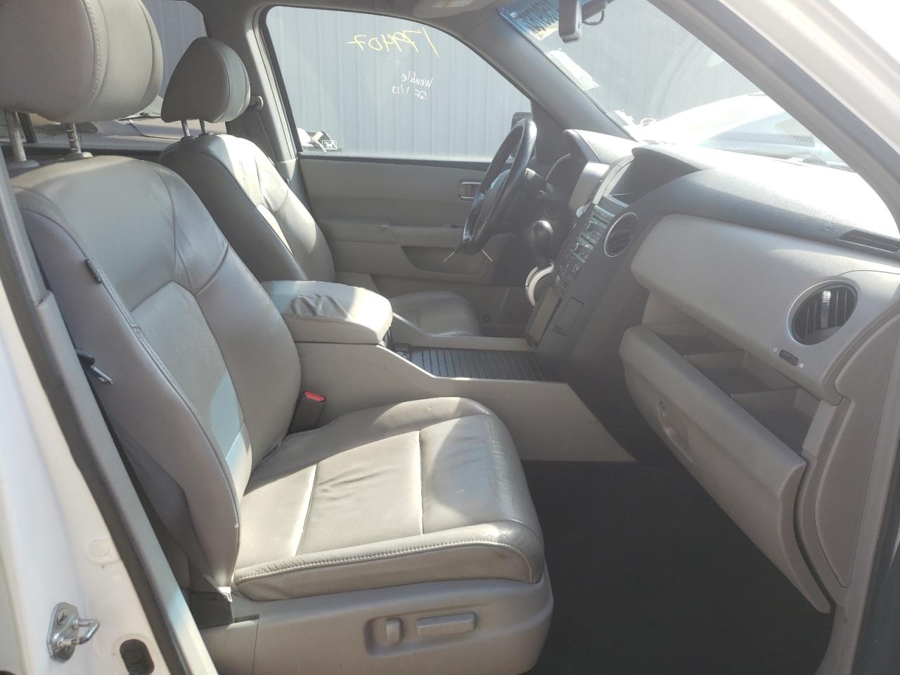 Photo 5 from auction – 2009 HONDA PILOT EXL with VIN 5FNYF48619B041933