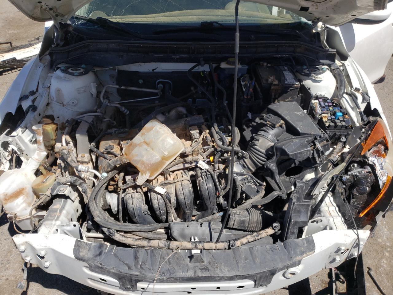 Photo 7 from auction – 2010 MAZDA 3 I with VIN JM1BL1SG9A1300972