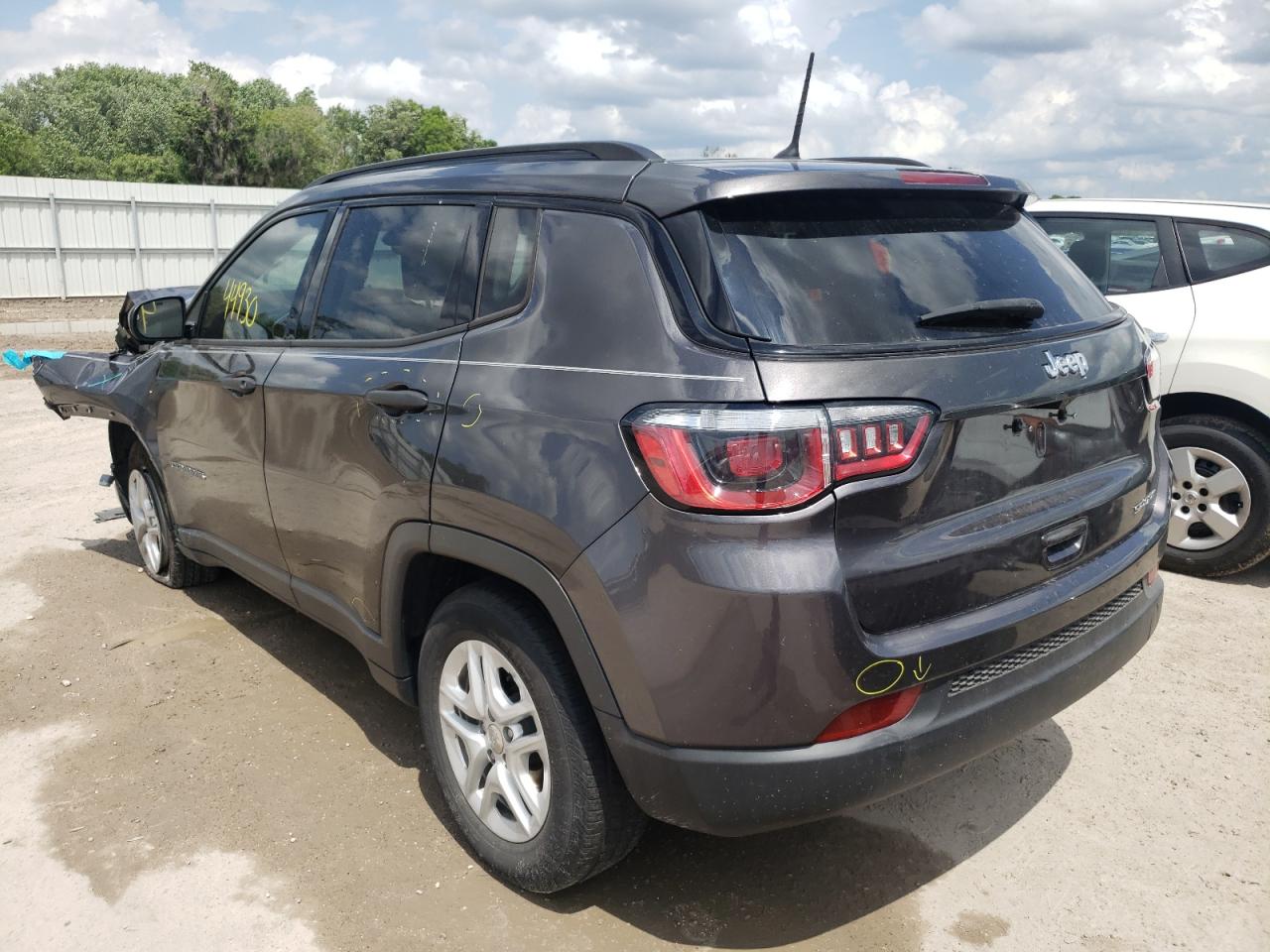 Photo 3 from auction – 2018 JEEP COMPASS SP with VIN 3C4NJCAB7JT250814