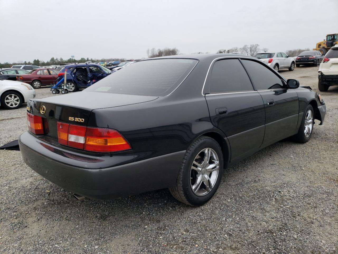 Photo 4 from auction – 1999 LEXUS ES 300 with VIN JT8BF28G4X5067166