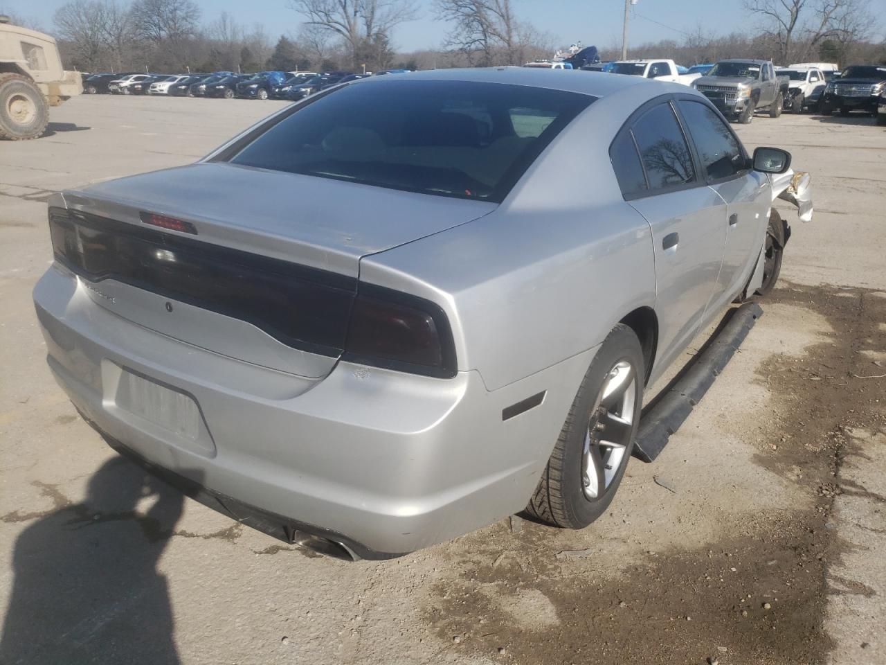 Photo 4 from auction – 2013 DODGE CHARGER with VIN 2C3CDXAT4DH677058