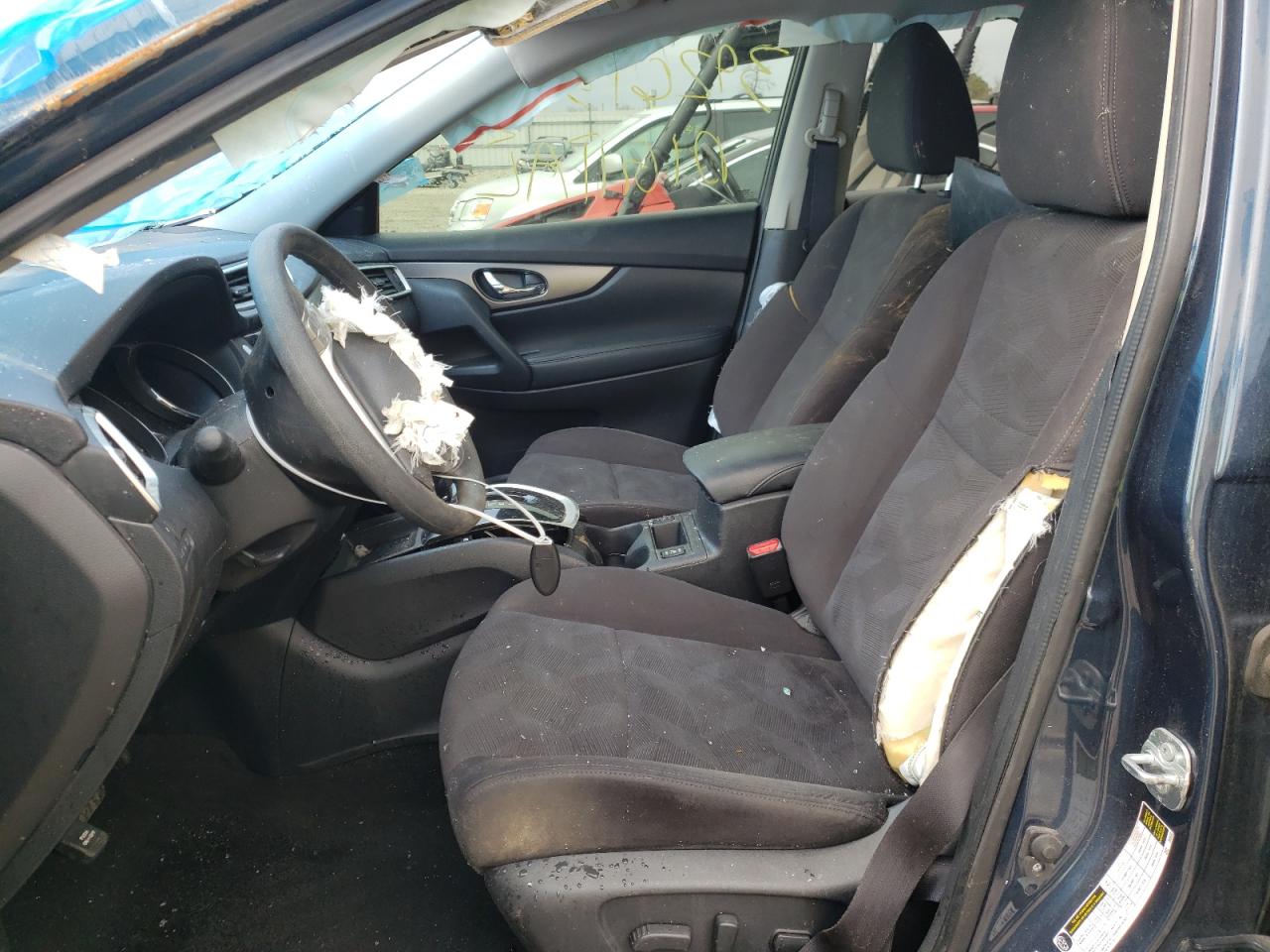 Photo 5 from auction – 2016 NISSAN ROGUE S with VIN KNMAT2MV9GP672086