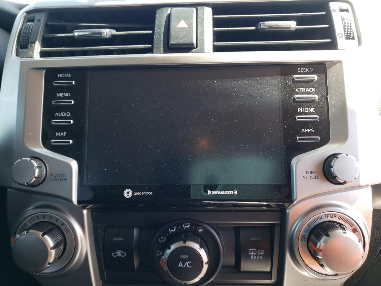 Photo 9 from auction – 2020 TOYOTA 4RUNNER SR with VIN JTEBU5JR7L5769573