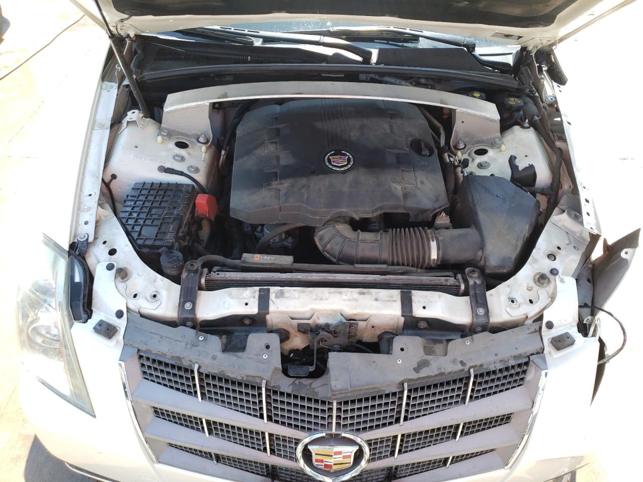Photo 7 from auction – 2011 CADILLAC CTS LUXURY with VIN 1G6DE5EY1B0105294