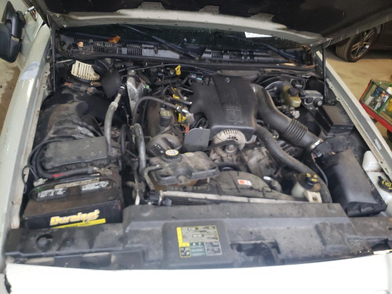 Photo 7 from auction – 2003 FORD CROWN VICT with VIN 2FAFP74W43X191205