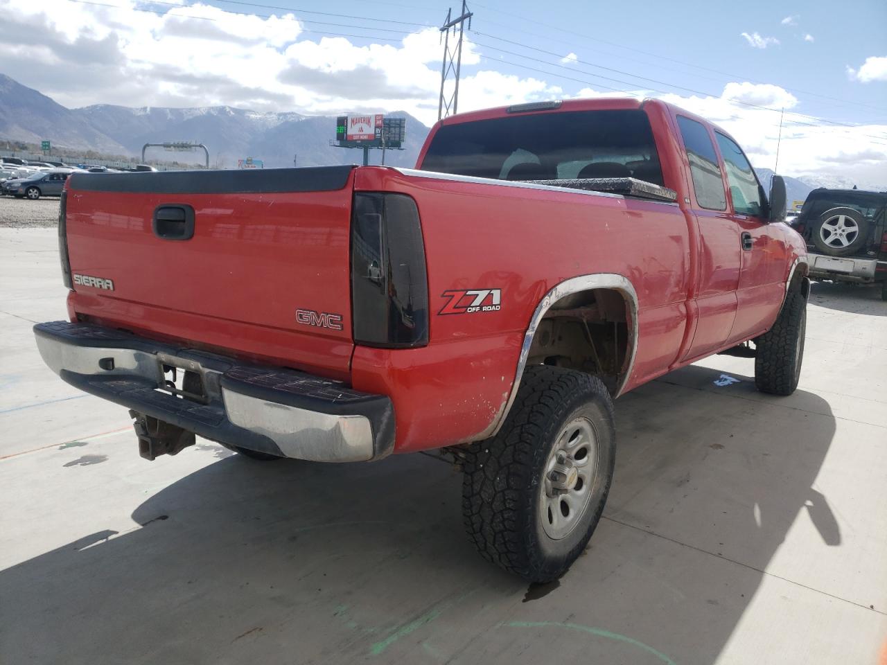 Photo 4 from auction – 2002 GMC NEW SIERRA with VIN 2GTEK19T721238406