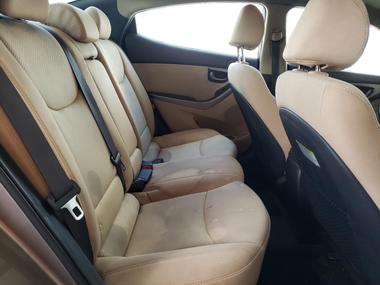 Photo 6 from auction – 2013 HYUNDAI ELANTRA GL with VIN 5NPDH4AE2DH436837