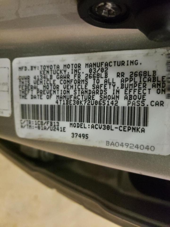 Photo 10 from auction – 2002 TOYOTA CAMRY LE with VIN 4T1BE30K72U065142