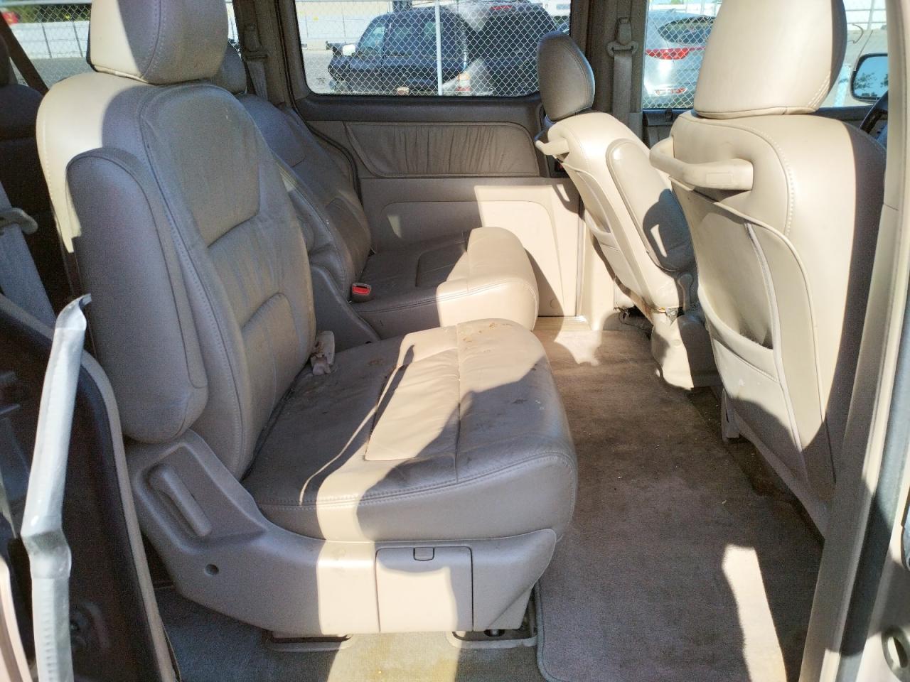 Photo 6 from auction – 2003 HONDA ODYSSEY EX with VIN 5FNRL18063B086493