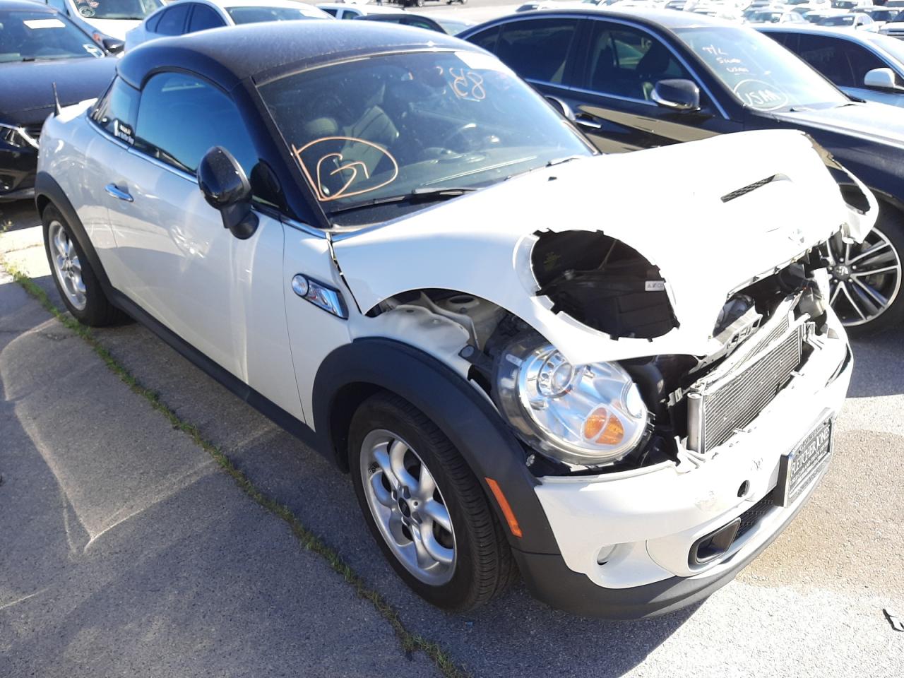 MINI COOPER COU 2012 with VIN WMWSX3C54CT154966 - Photo from auction