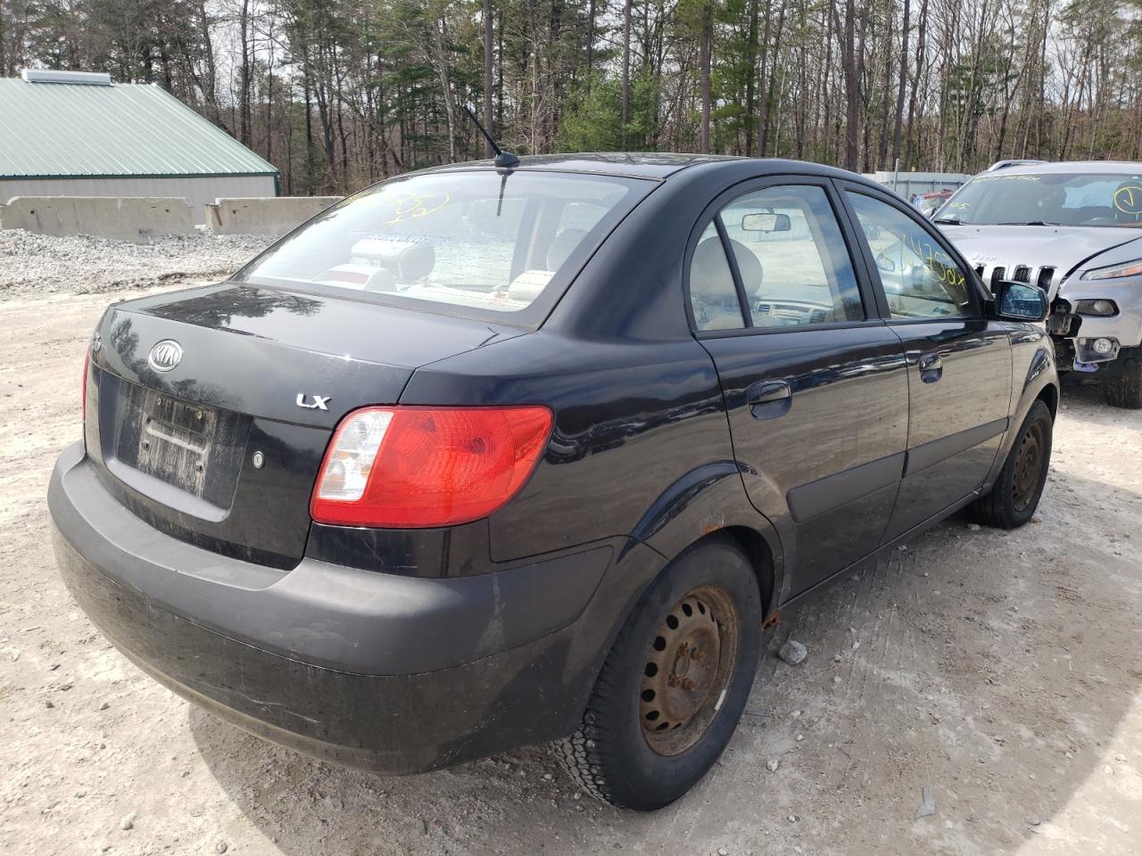 Photo 4 from auction – 2007 KIA RIO BASE with VIN KNADE123376251826