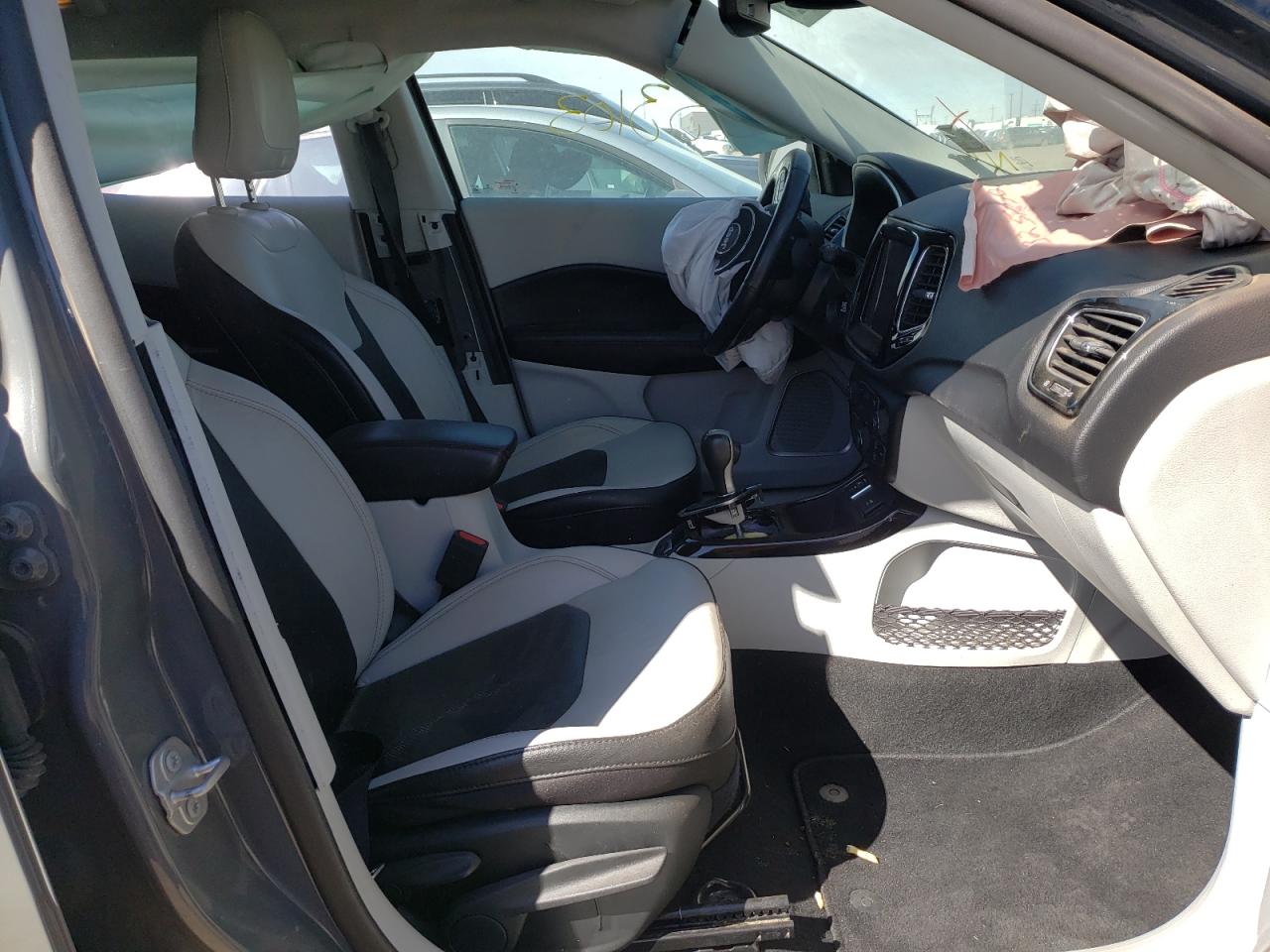 Photo 5 from auction – 2020 JEEP COMPASS LI with VIN 3C4NJCCB8LT165920