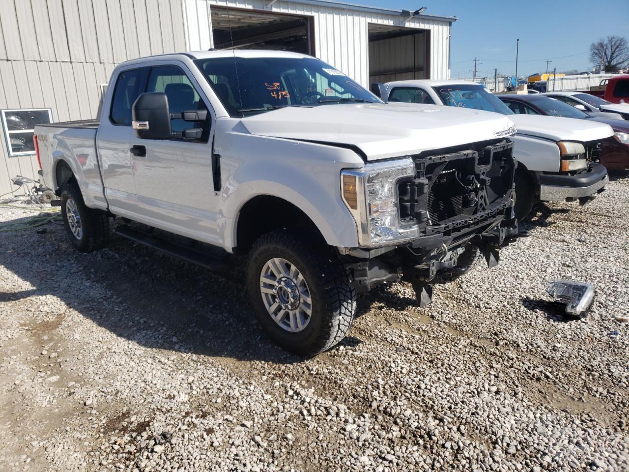 FORD F250 SUPER 2018 with VIN 1FT7X2B65JEB09839 - Photo from auction