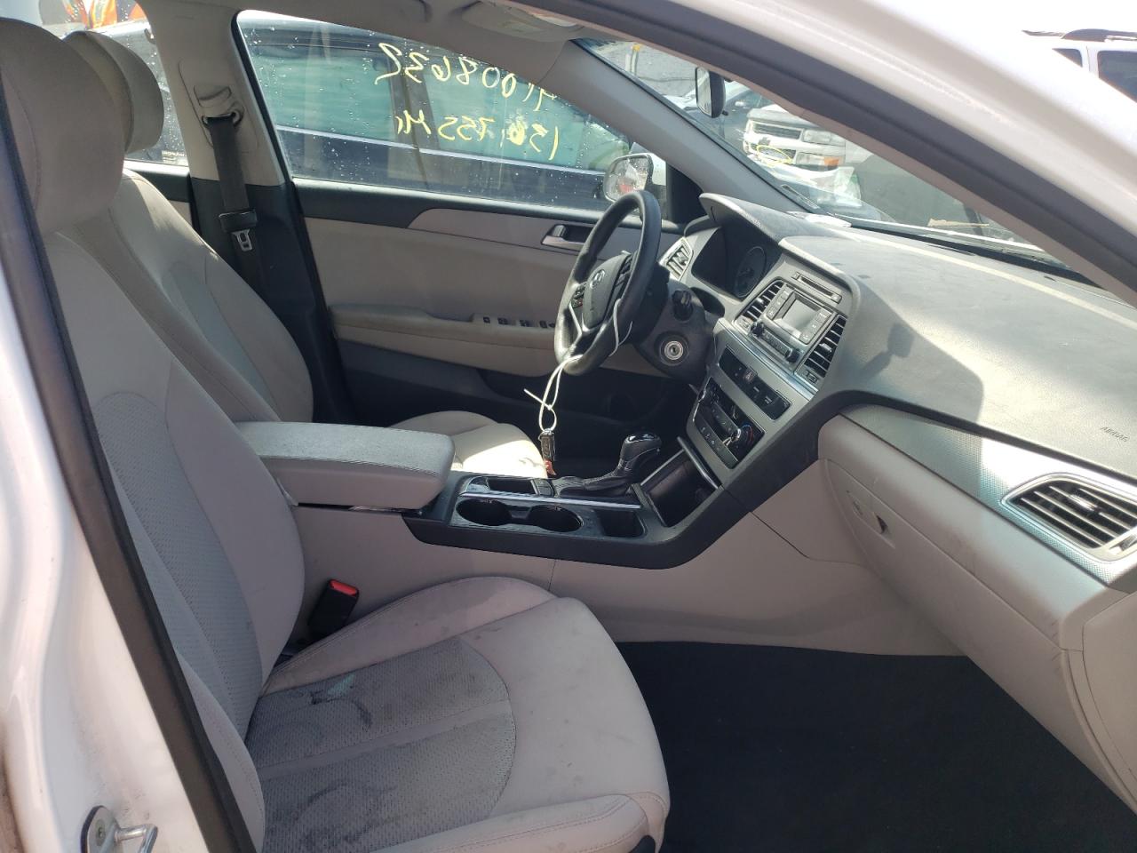 Photo 5 from auction – 2015 HYUNDAI SONATA SE with VIN 5NPE24AF4FH234020