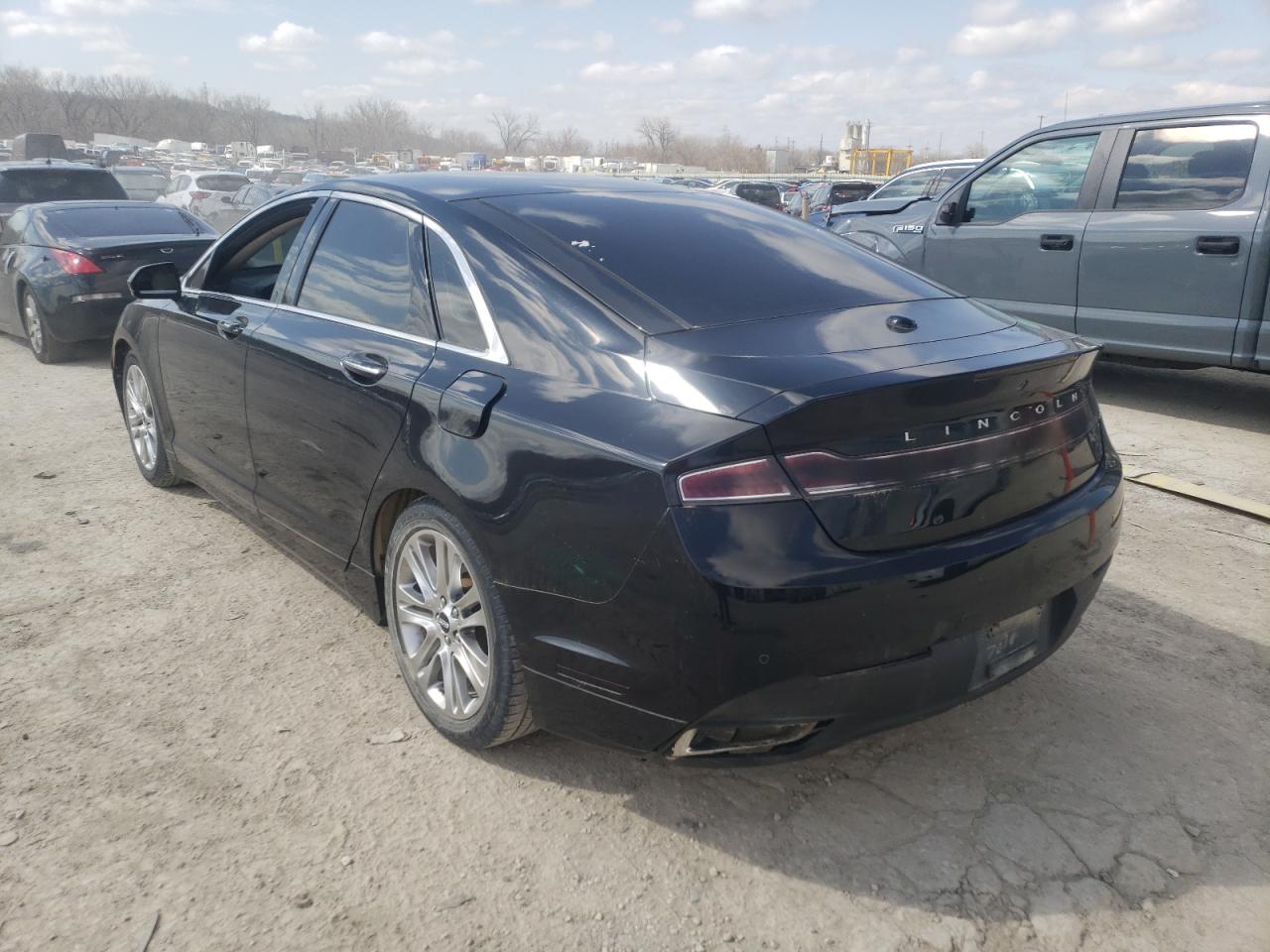 Photo 3 from auction – 2016 LINCOLN MKZ with VIN 3LN6L2G99GR605707