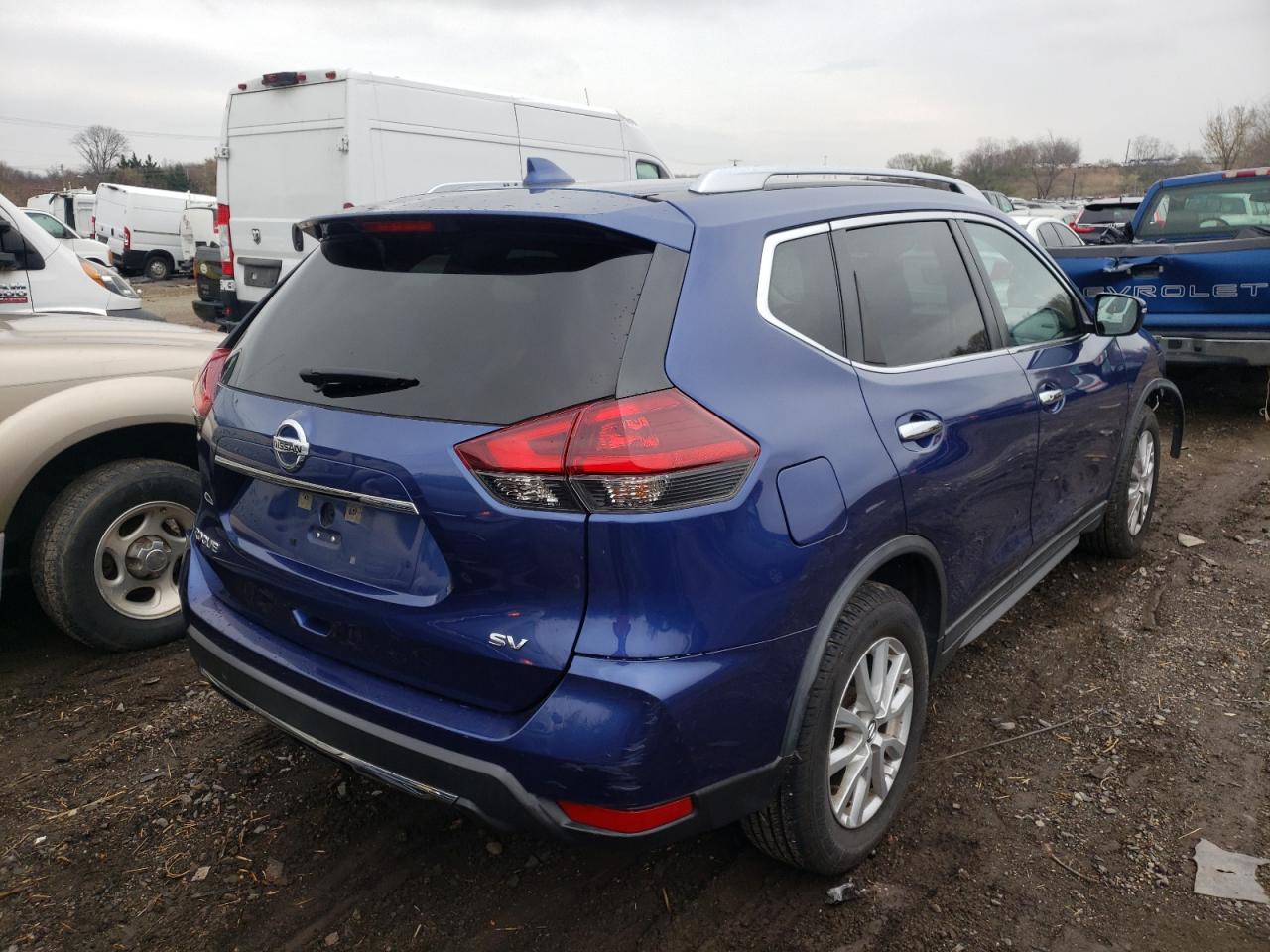 Photo 4 from auction – 2018 NISSAN ROGUE S with VIN KNMAT2MT9JP551046