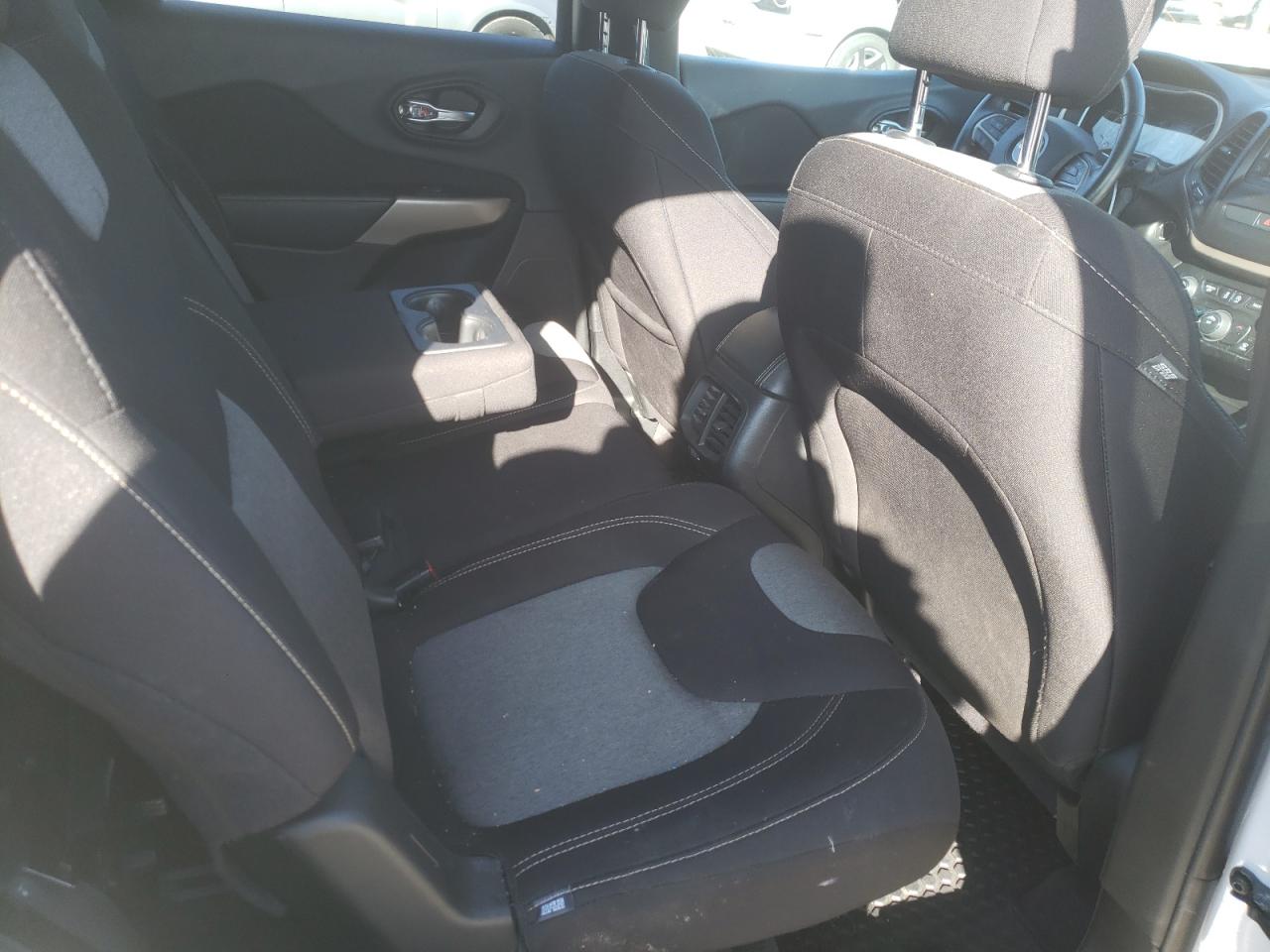 Photo 6 from auction – 2017 JEEP CHEROKEE S with VIN 1C4PJMAS6HW580284