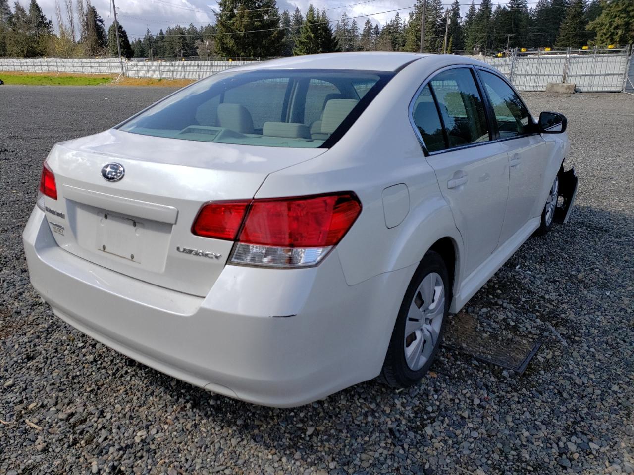 Photo 4 from auction – 2013 SUBARU LEGACY 2.5 with VIN 4S3BMCA69D3003968