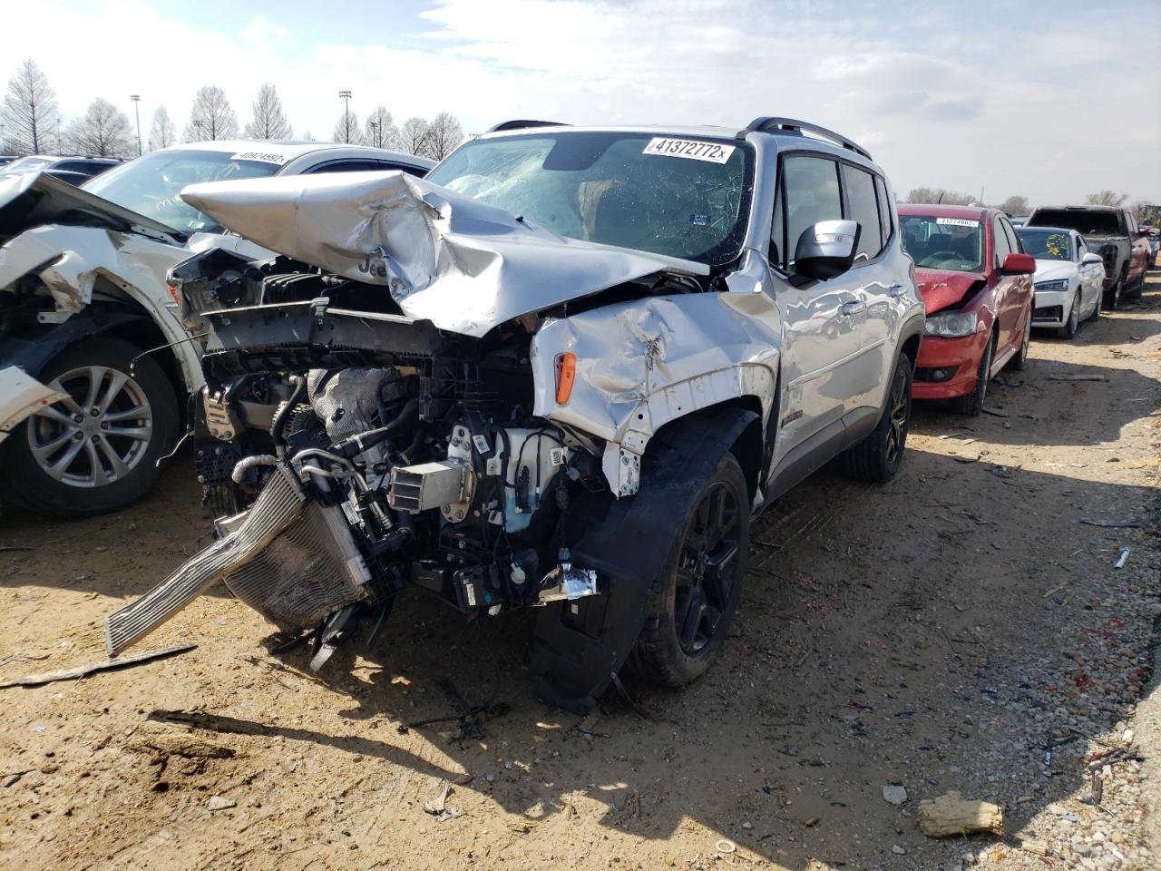 Photo 2 from auction – 2018 JEEP RENEGADE L with VIN ZACCJBBB0JPH73860