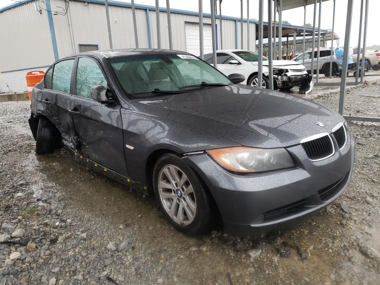 BMW 328 I 2007 with VIN WBAVA335X7PG50743 - Photo from auction