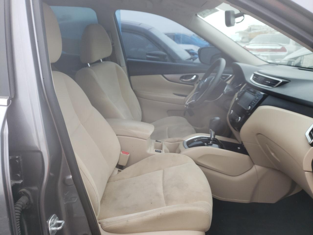 Photo 5 from auction – 2016 NISSAN ROGUE S with VIN KNMAT2MT8GP726542