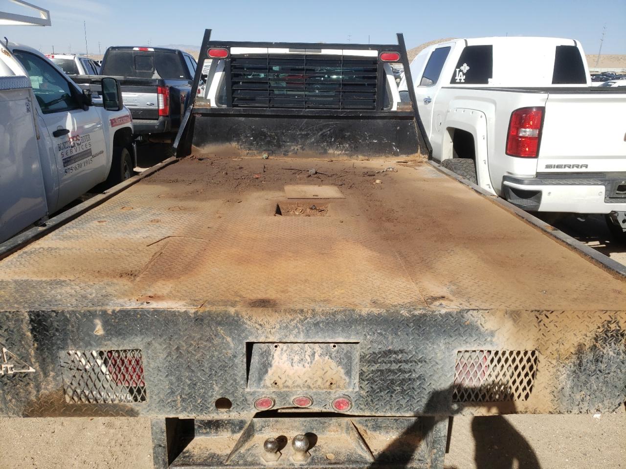 Photo 14 from auction – 2005 FORD F350 SUPER with VIN 1FDWF36P25ED28346