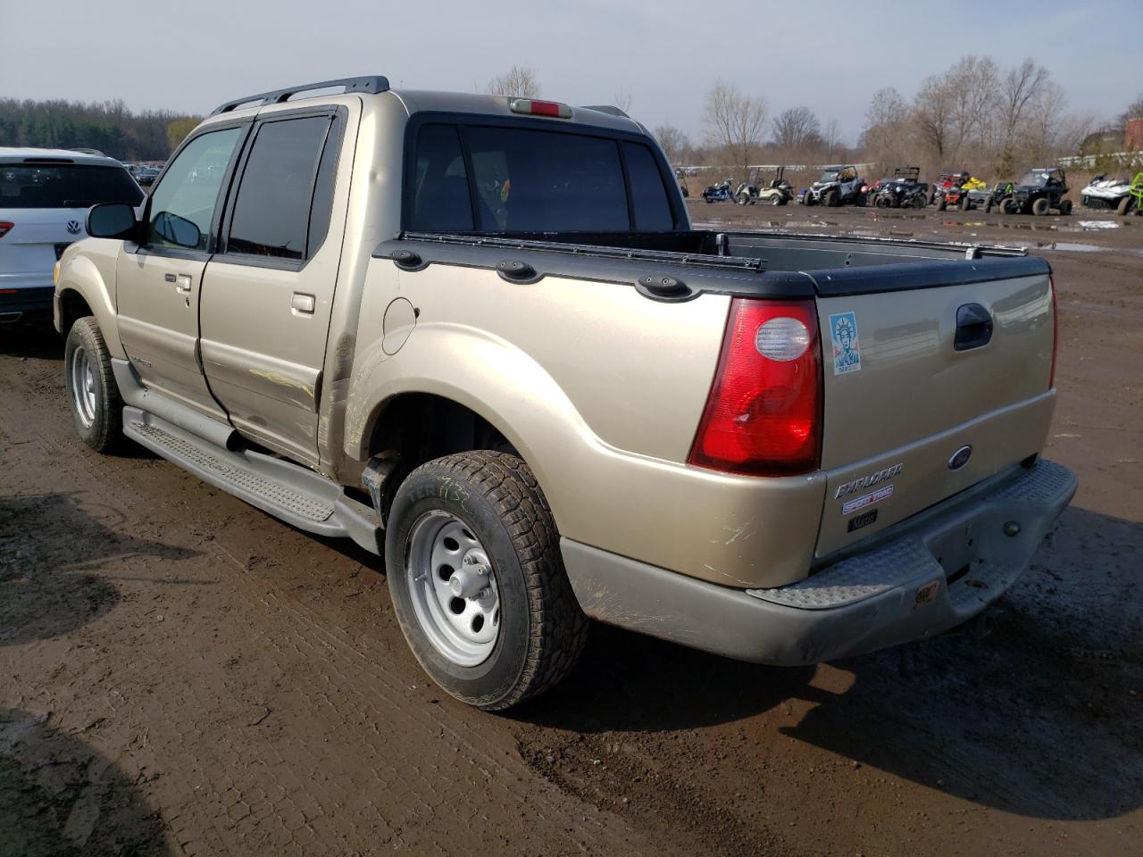 Photo 3 from auction – 2002 FORD EXPLORER S with VIN 1FMZU67E62UB45096