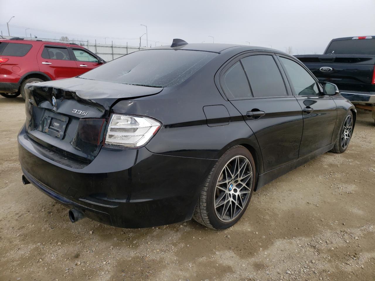 صورة رقم 4 من المزاد - 2013 BMW 335 XI مع VIN WBA3B9C54DF587032