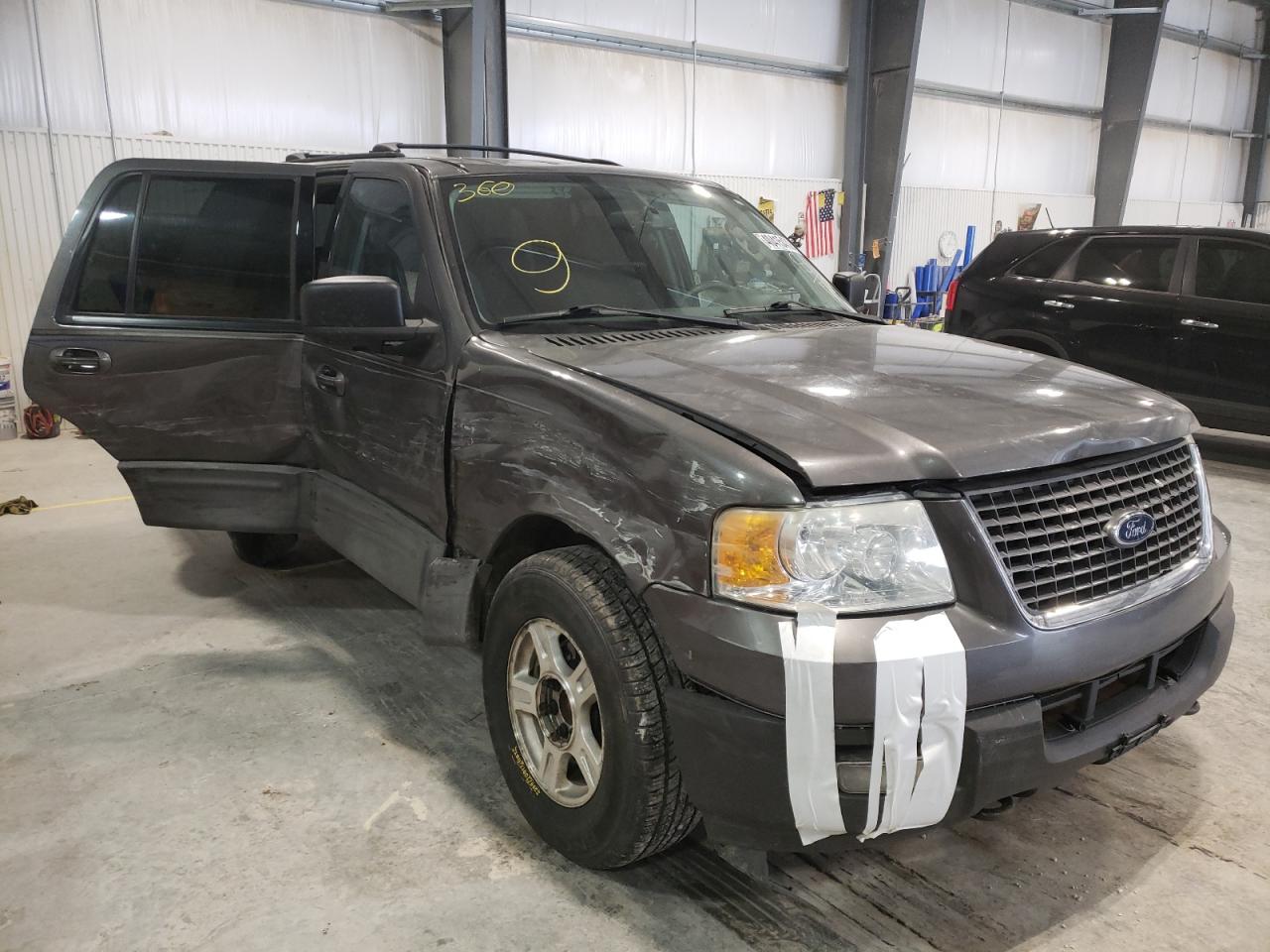 Zdjęcie 1 z aukcji – 2004 FORD EXPEDITION z VIN 1FMPU16L54LB91263