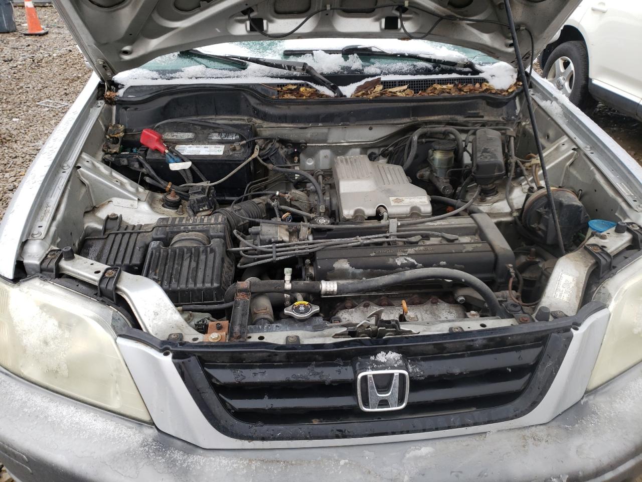 Photo 7 from auction – 2000 HONDA CR-V EX with VIN JHLRD1864YC048057