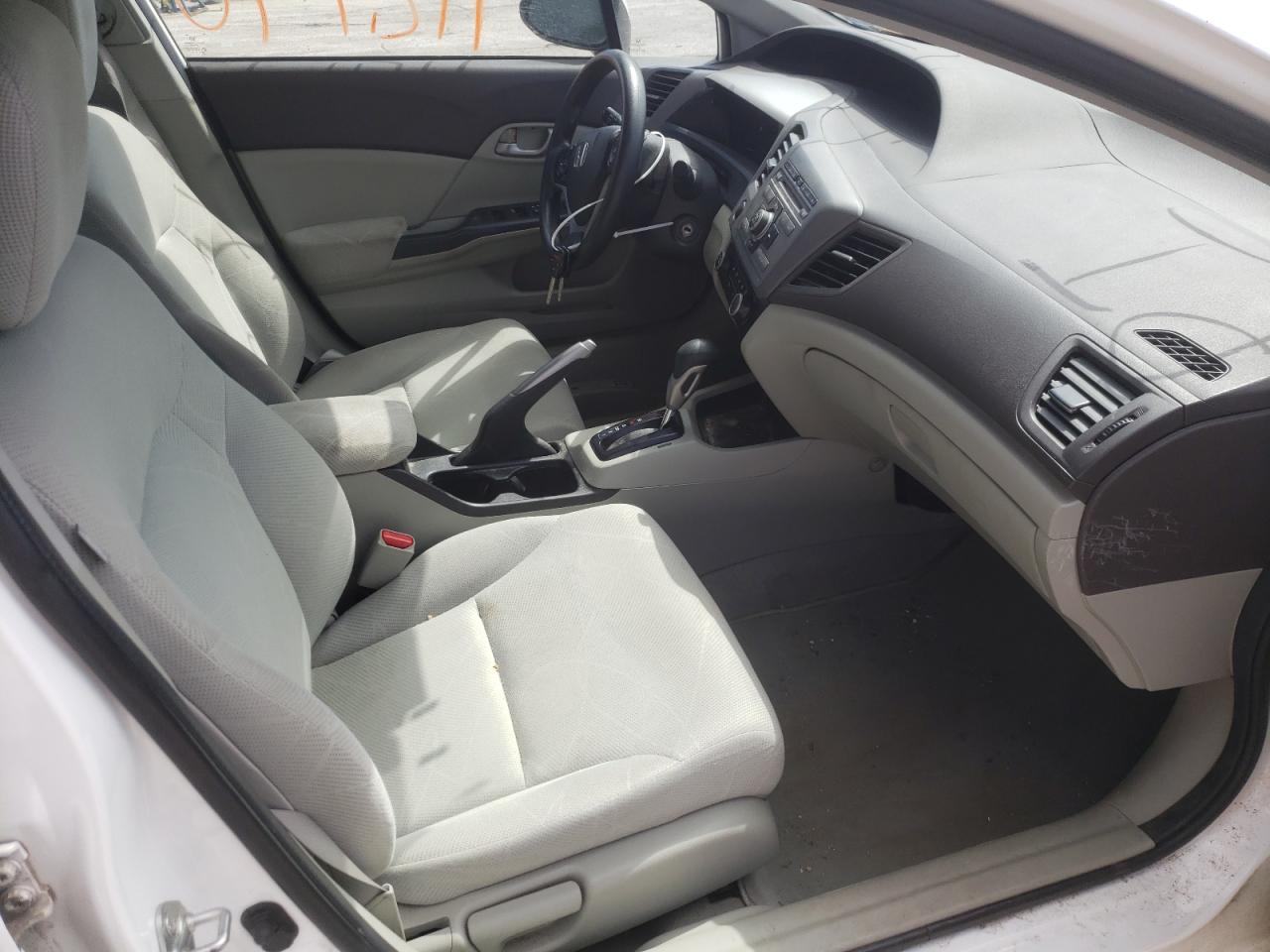 Photo 5 from auction – 2012 HONDA CIVIC LX with VIN 19XFB2F56CE369749