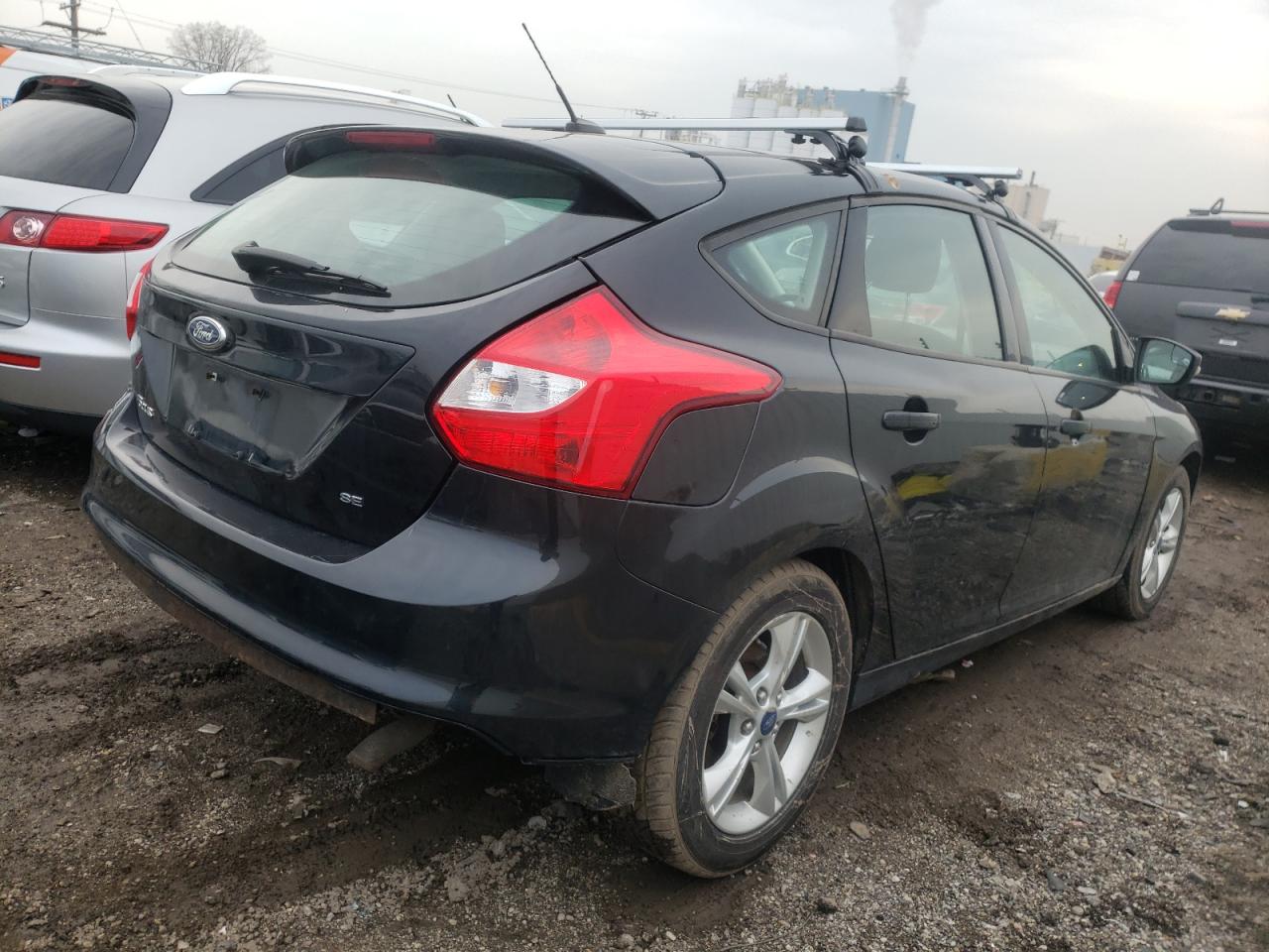 Foto 4 de la subasta – 2012 FORD FOCUS SE con VIN 1FAHP3K20CL127063