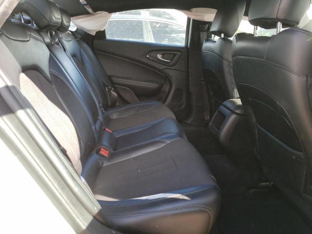 Photo 6 from auction – 2015 CHRYSLER 200 S with VIN 1C3CCCBG1FN517484