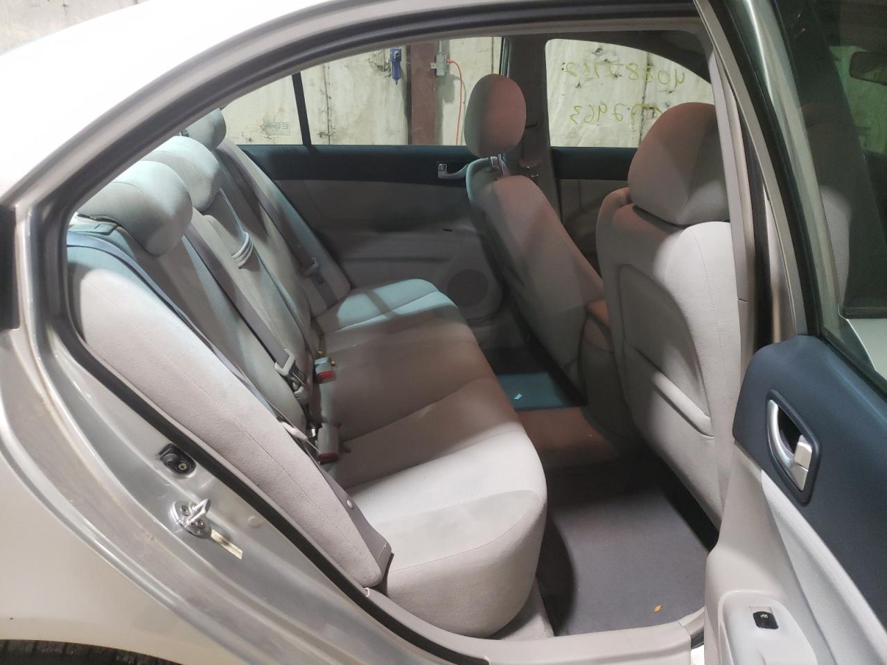 Photo 6 from auction – 2008 HYUNDAI SONATA SE with VIN 5NPEU46F88H398568