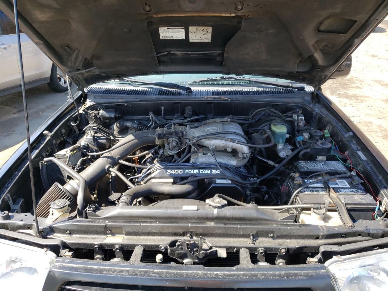 Photo 7 from auction – 2000 TOYOTA 4RUNNER SR with VIN JT3HN86RXY0301223